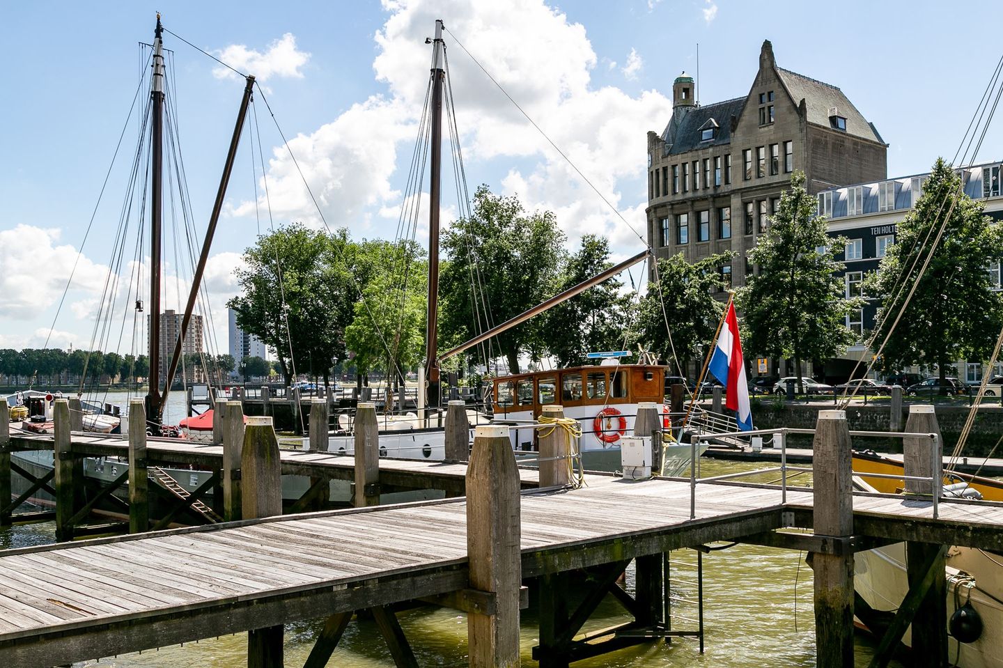 Foto 80 van Houtlaan 327