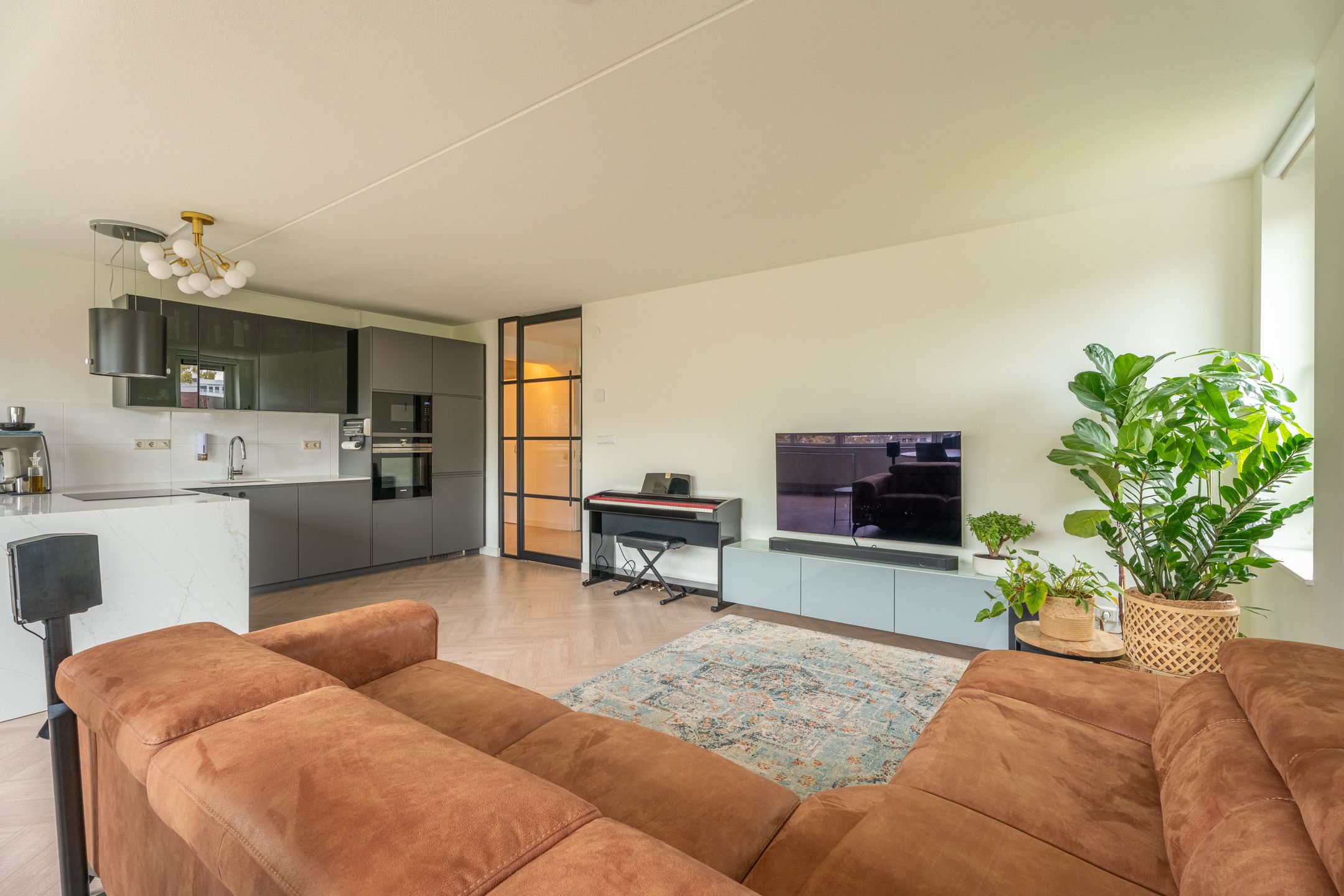 Foto 9 van Topaaslaan 39