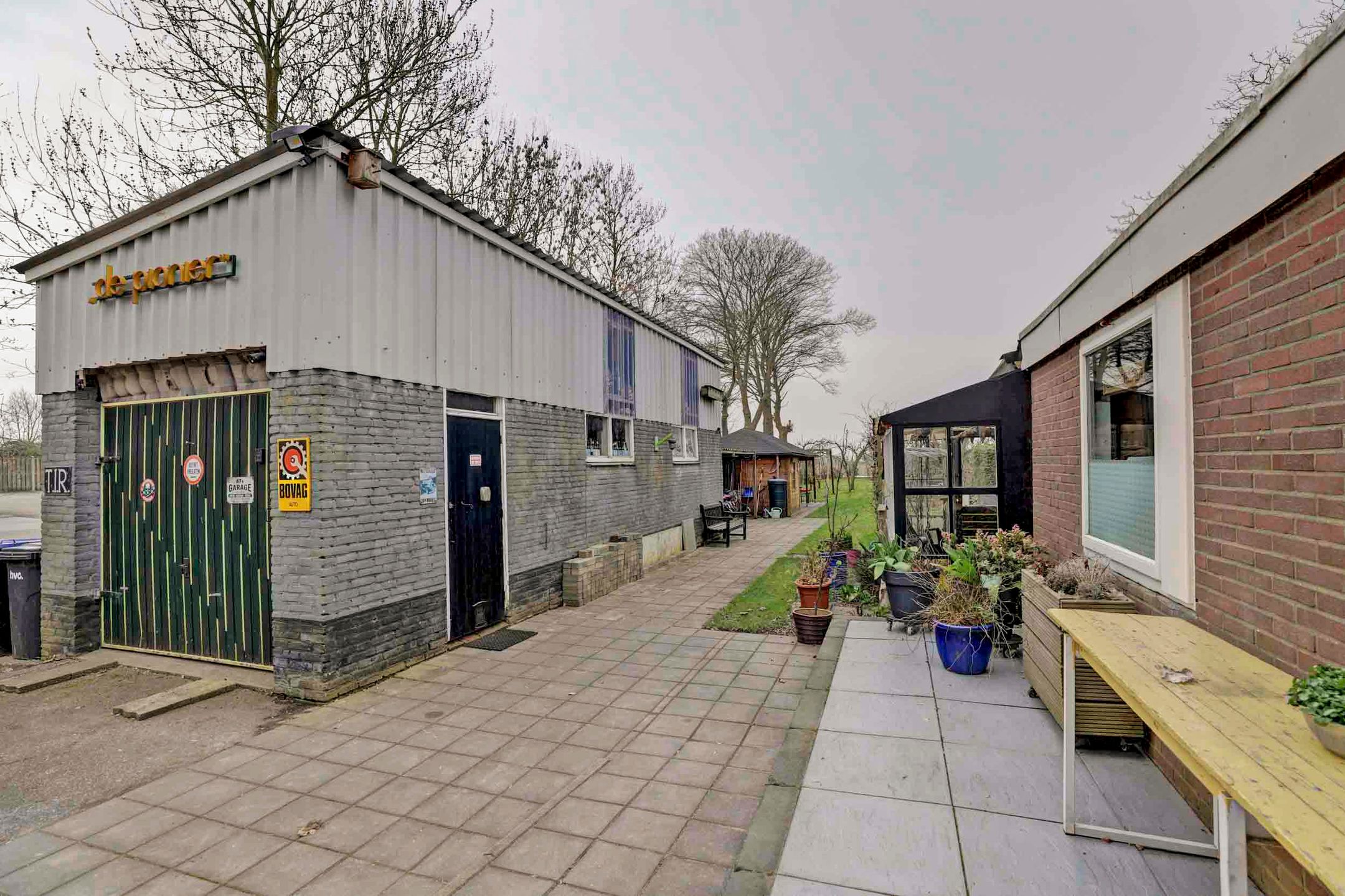 Foto 30 van Neushoornweg 22-B