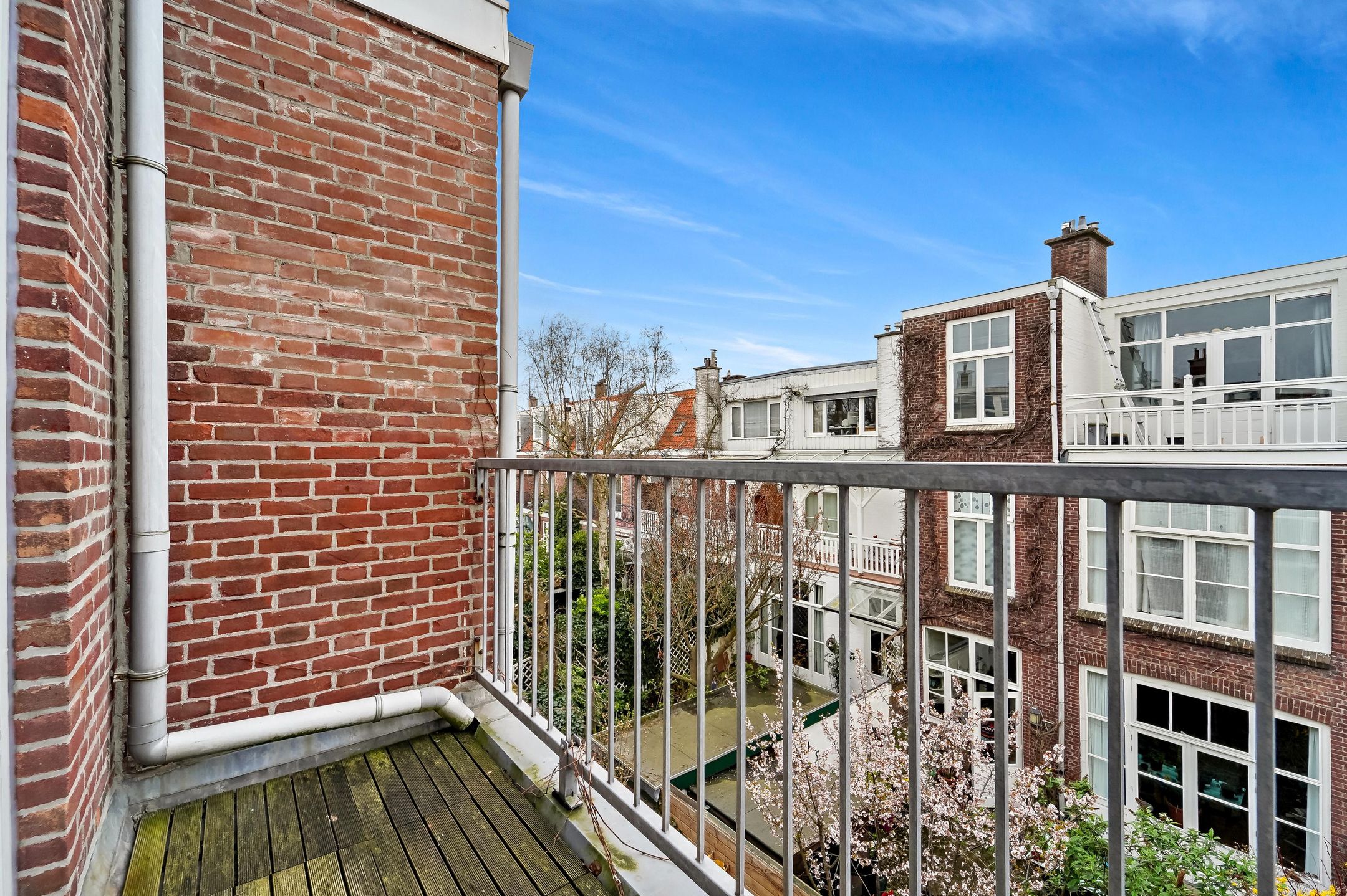 Photo 30 of Van Aerssenstraat 75