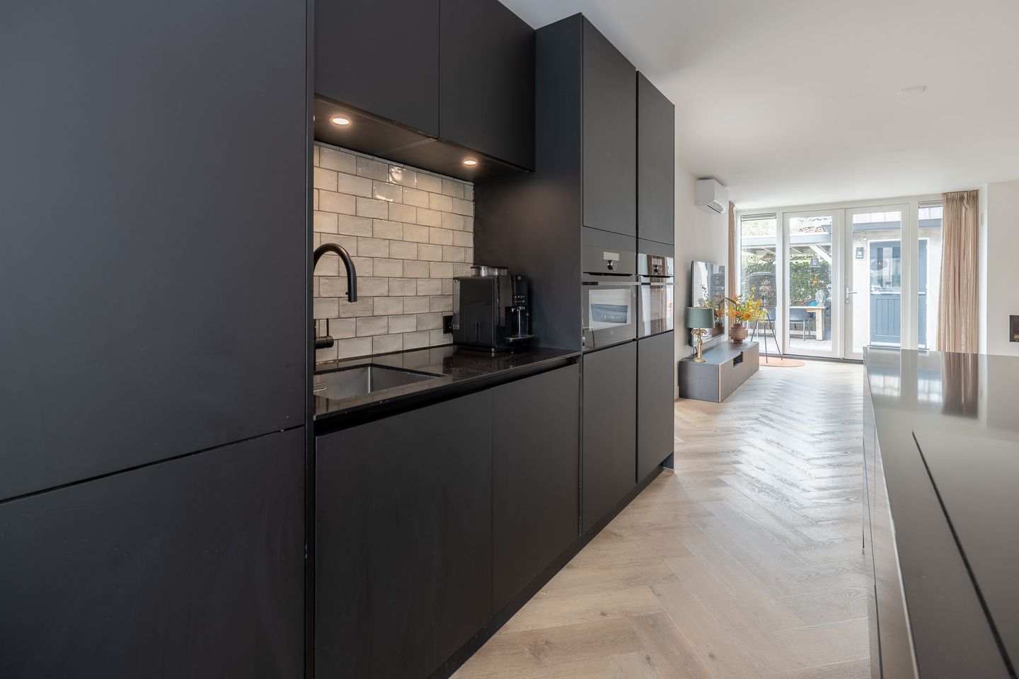 Foto 10 van dr. Schaepmanlaan 1