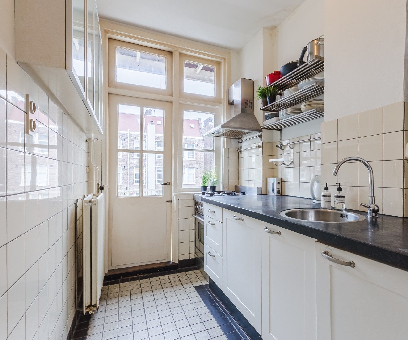 Foto 15 van Frederik Hendrikstraat 112-2