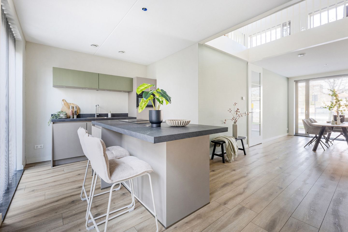 Photo 14 of Stationslaan 1210