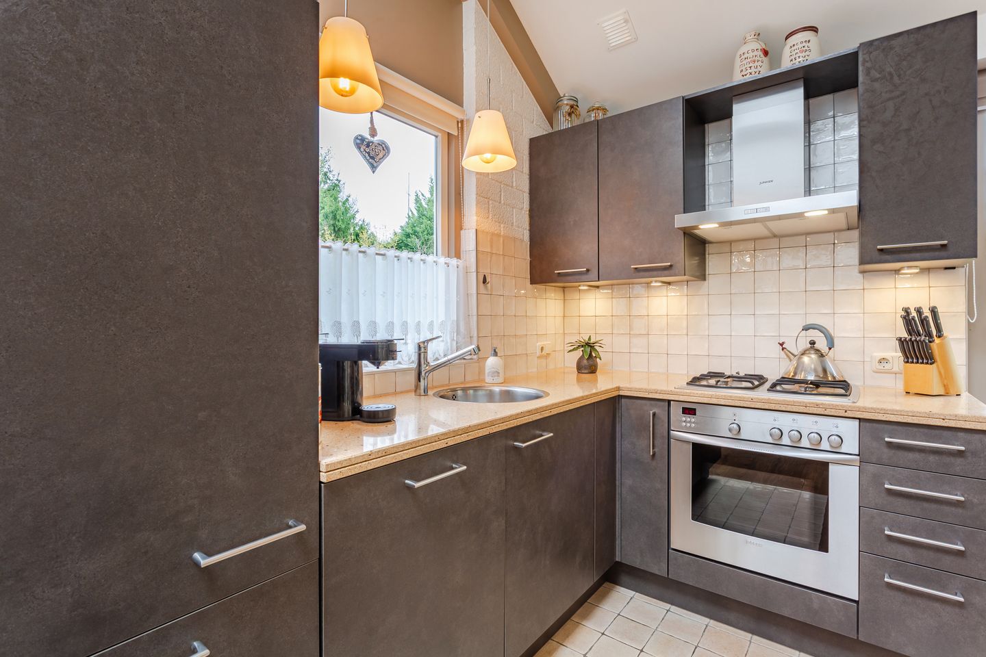 Foto 10 van Leuvenumseweg 120-341