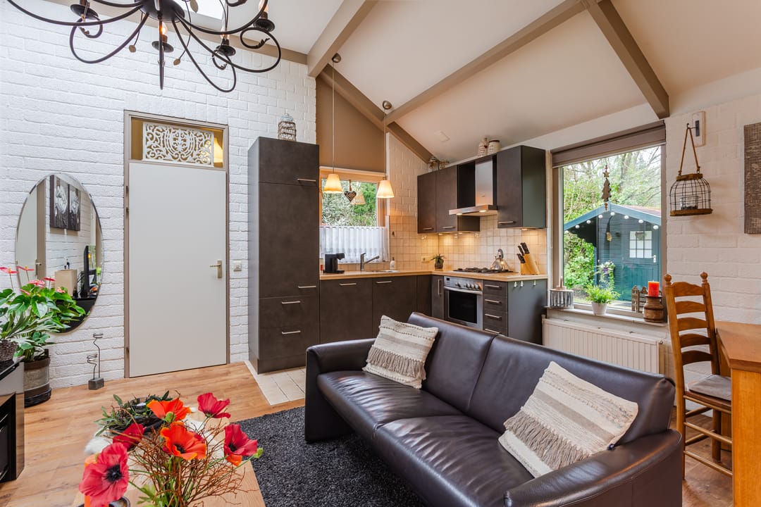 Foto 7 van Leuvenumseweg 120-341