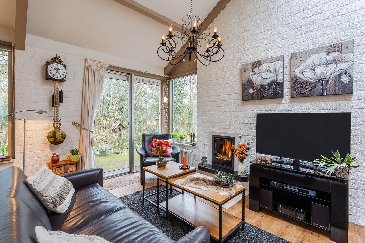 Foto 5 van Leuvenumseweg 120-341