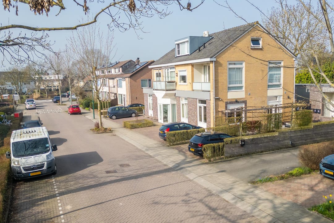 Photo 22 of Strick van Linschotenstraat 16