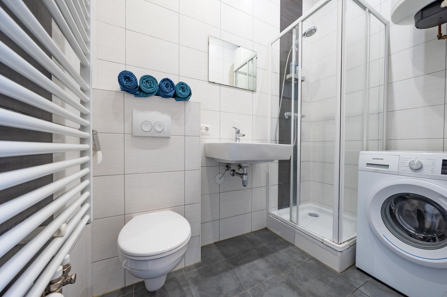 Photo 14 of Strick van Linschotenstraat 16