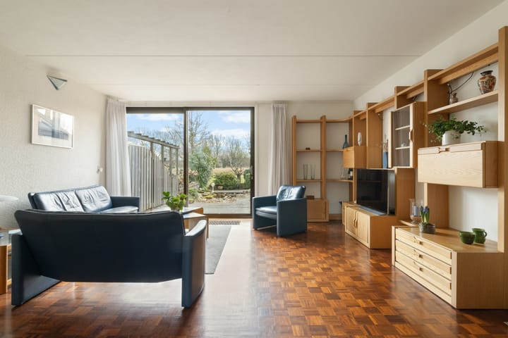 Photo 2 of Loefzijde 13