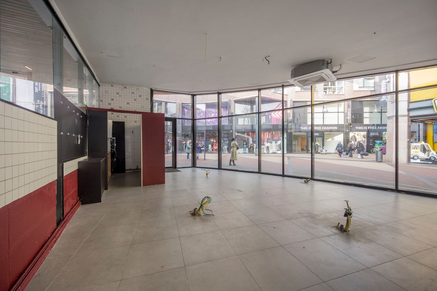 Bekijk foto 3 van Sint Jorisplein 34