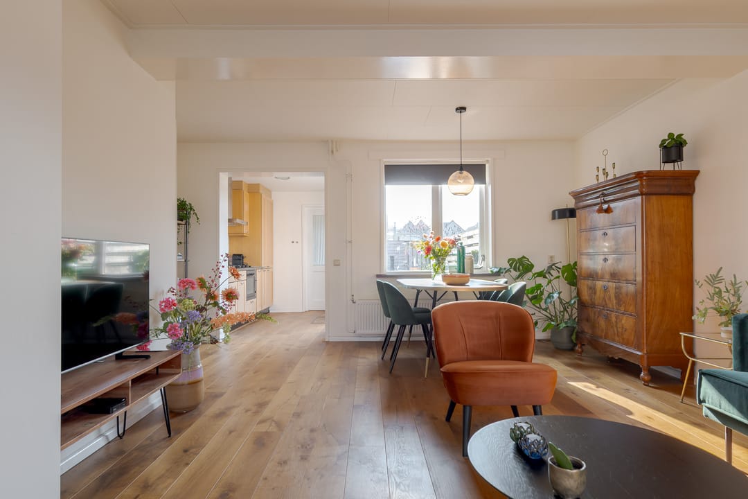 Foto 8 van Floresstraat 26