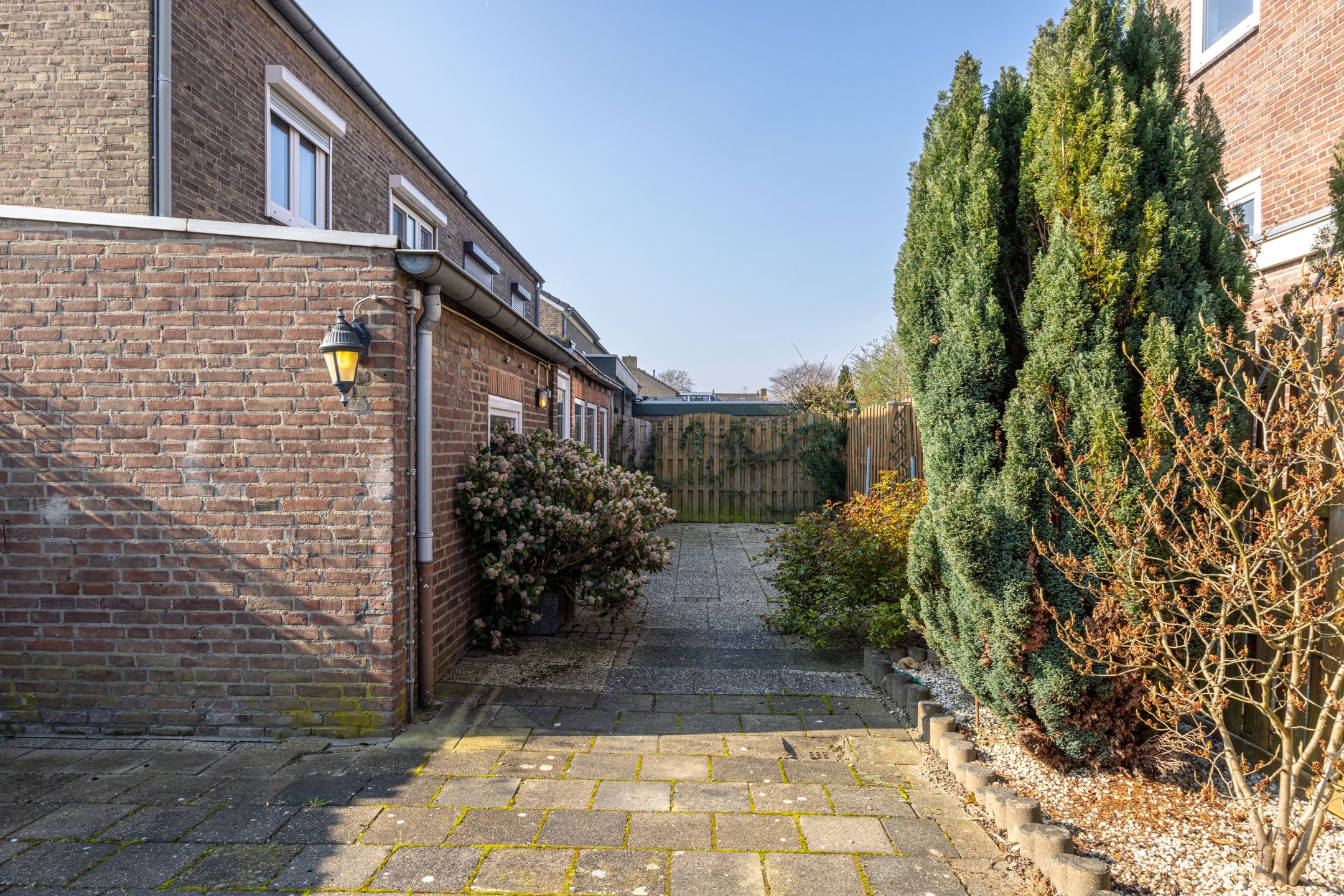 Foto 33 van Pastoor Bernegaustraat 2