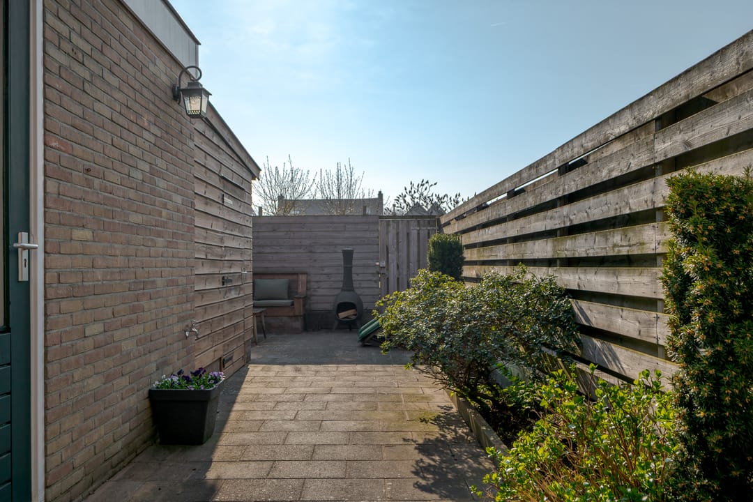 Foto 22 van Floresstraat 26