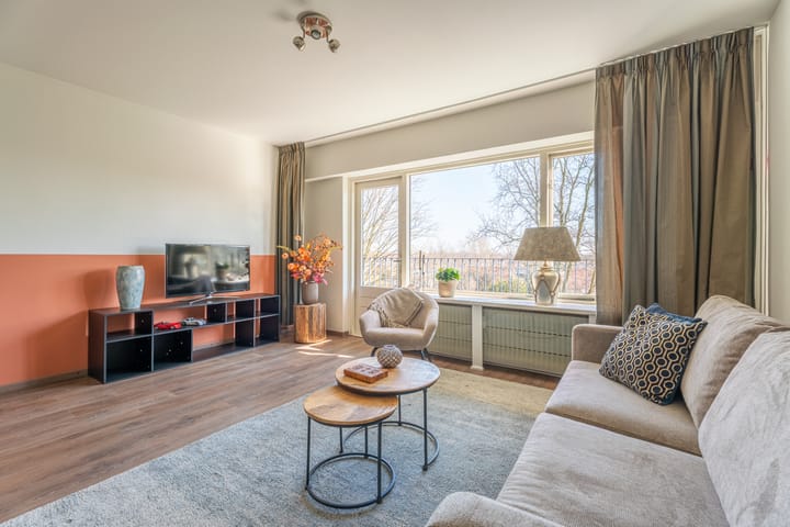 Photo 4 of Aert van Neslaan 447