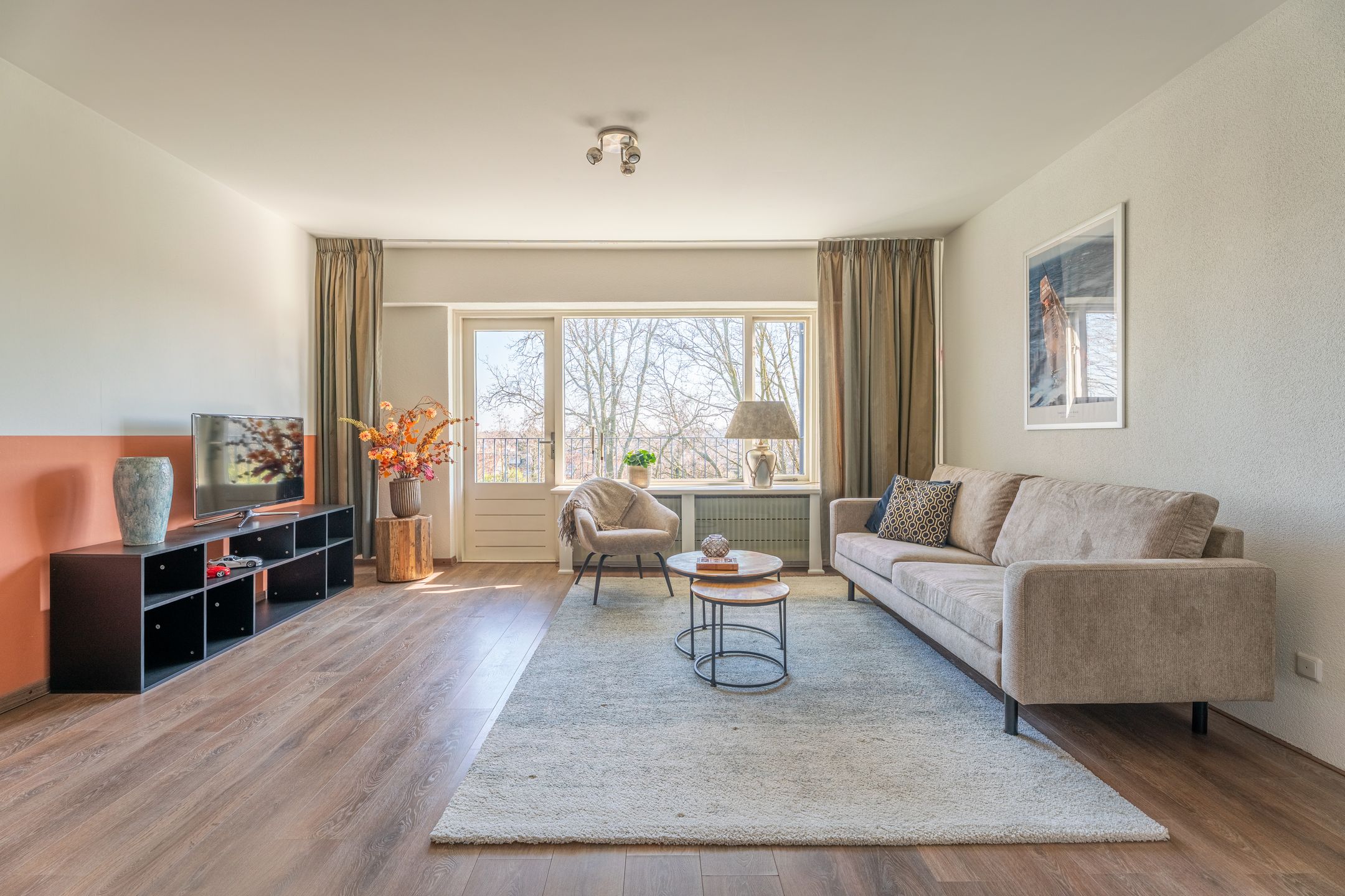 Photo 3 of Aert van Neslaan 447