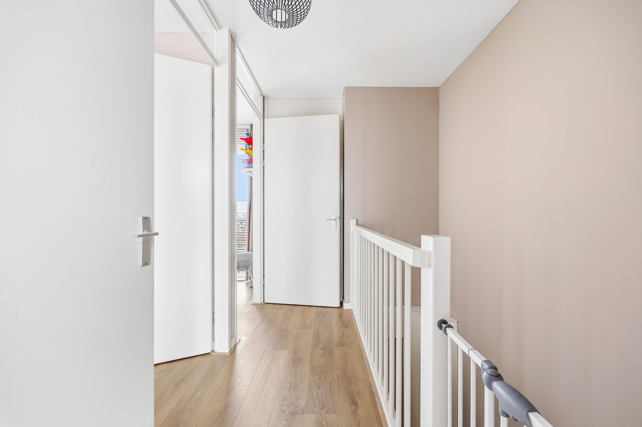 Photo 24 of Treubstraat 10-F011