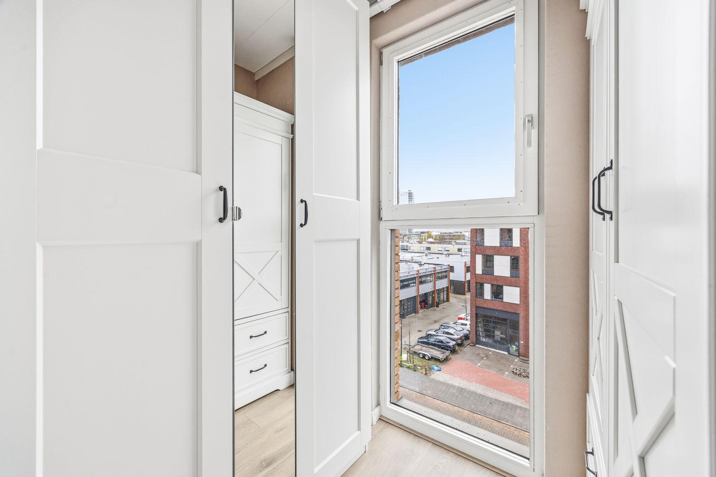 Photo 29 of Treubstraat 10-F011