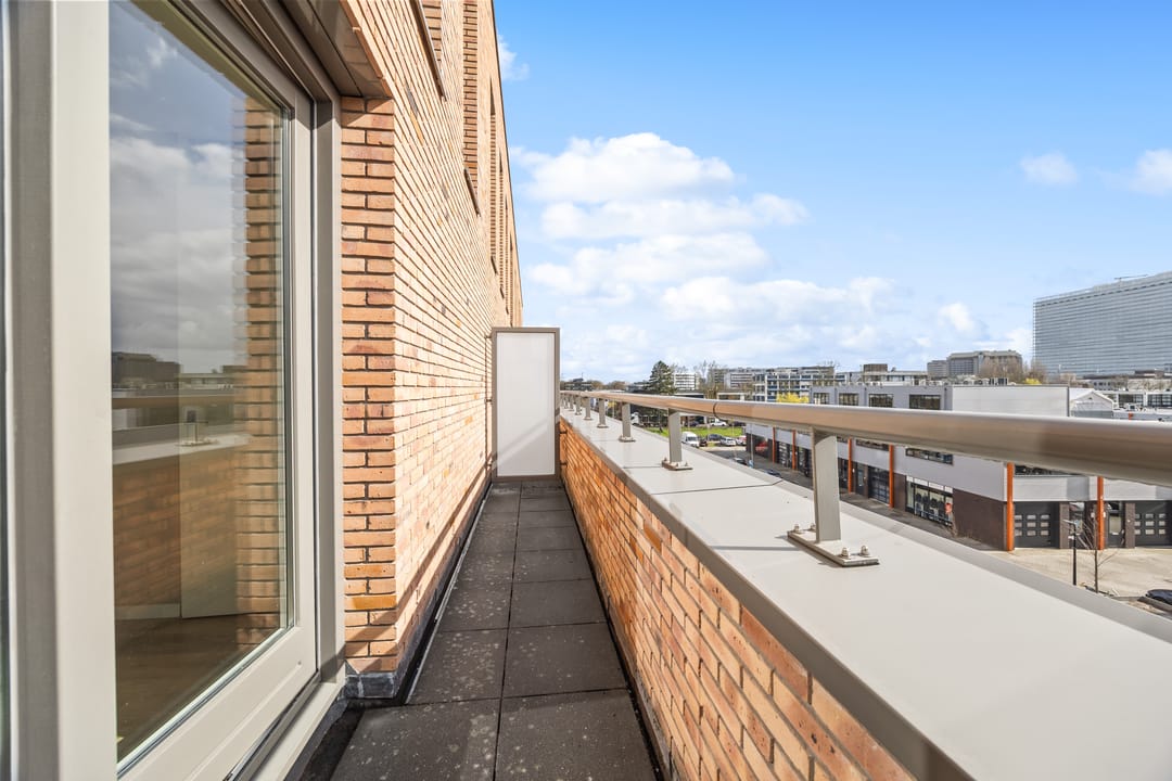 Photo 22 of Treubstraat 10-F011
