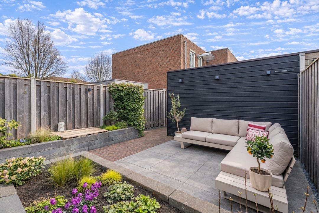Move-in ready energy-efficient home in child-friendly Voorhout — 16