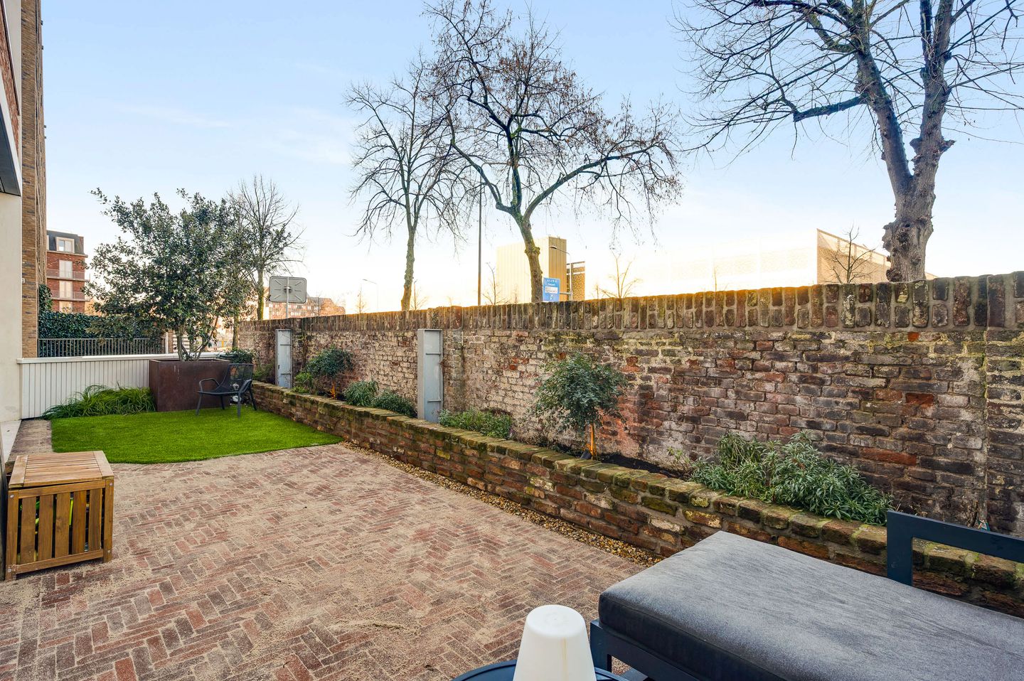 Luxury Ground Floor Apartment with City Garden in Statenkwartier — 20