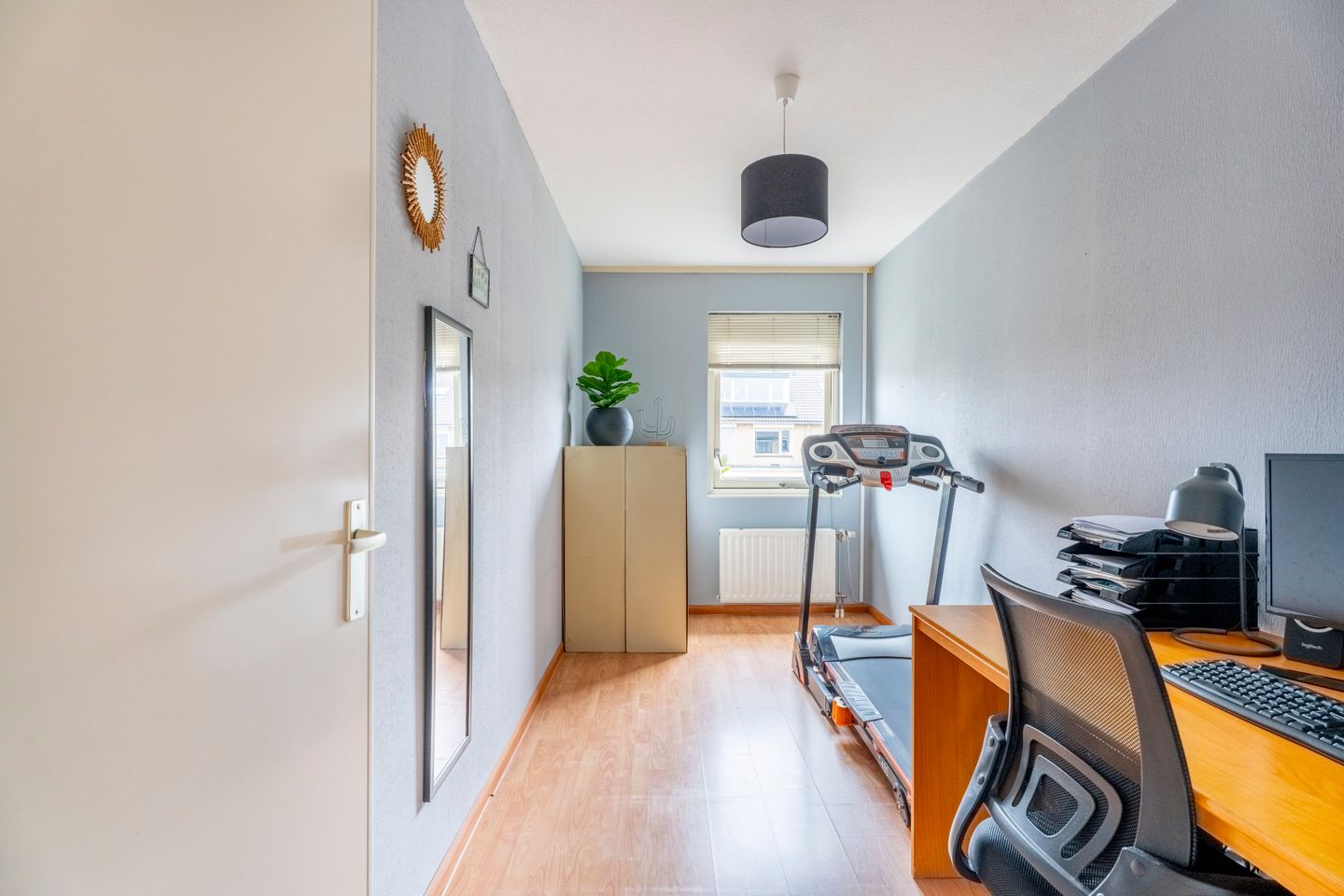 Spacious corner family home in child-friendly neighborhood — 19