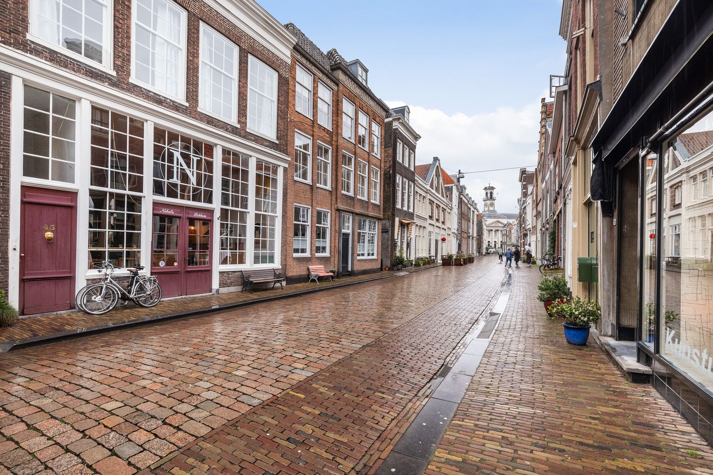 Spacious City Apartment with Loft Character in Historic Dordrecht Center — 28