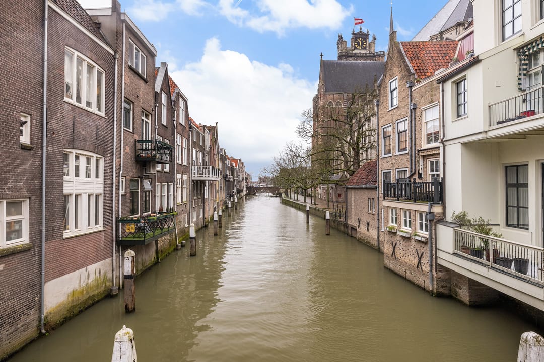 Spacious City Apartment with Loft Character in Historic Dordrecht Center — 25