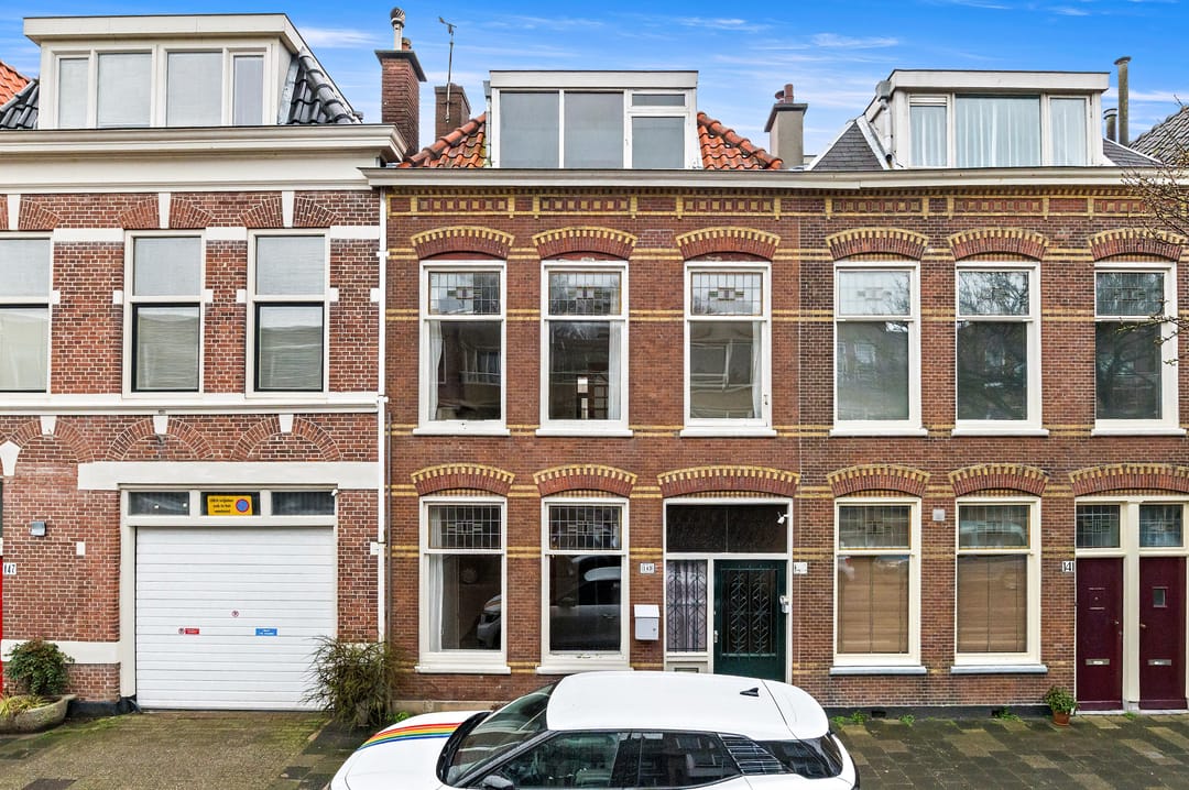 Photo 2 of Vijzelstraat 143