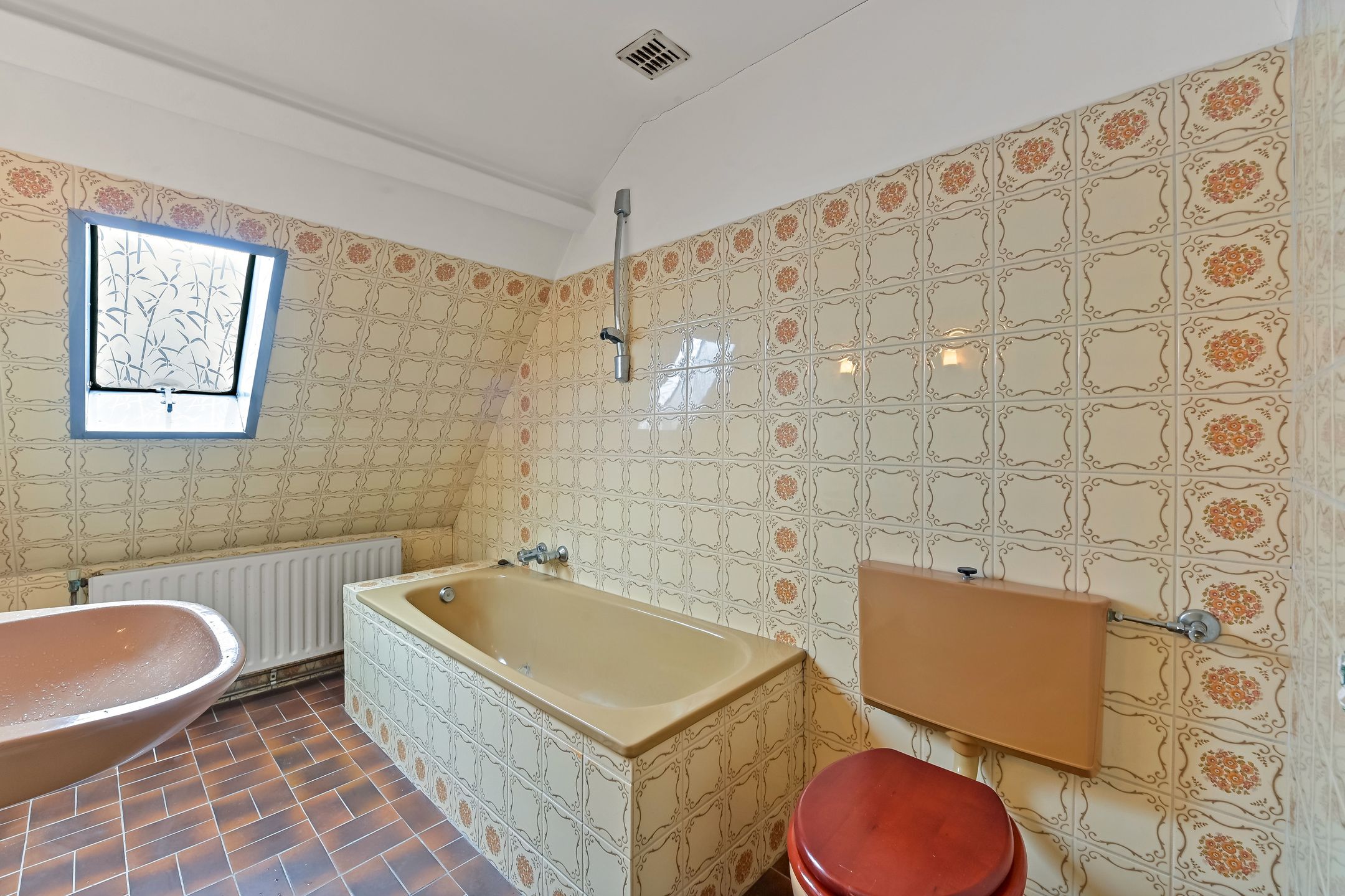 Photo 42 of Vijzelstraat 143