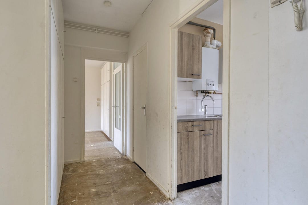 Ideal starter apartment with balcony in green Prinsenland neighborhood — 16