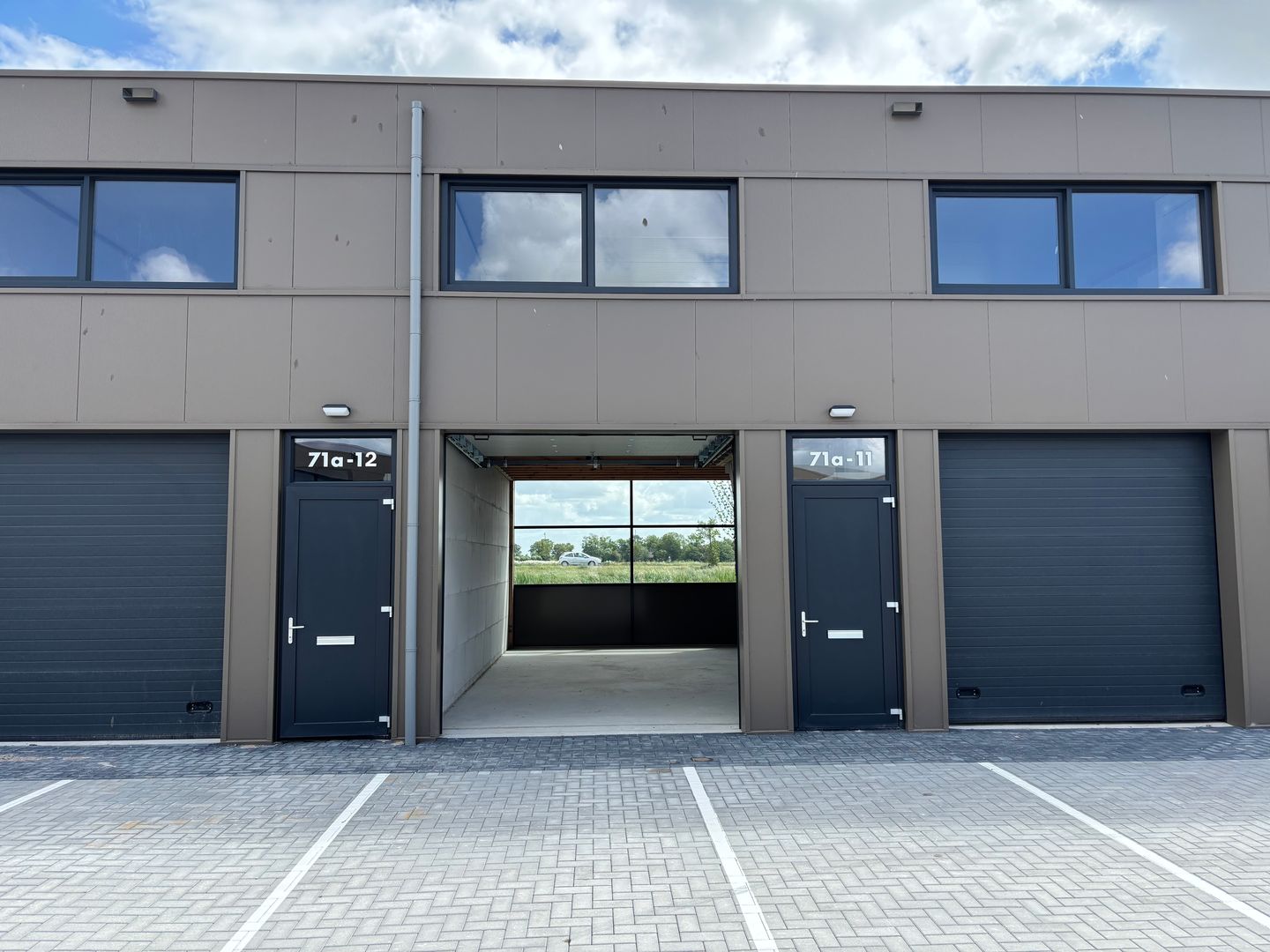 View photo 1 of Schoffel 71-A11