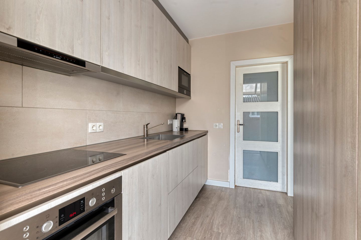 Photo 14 of Hyacintstraat 6