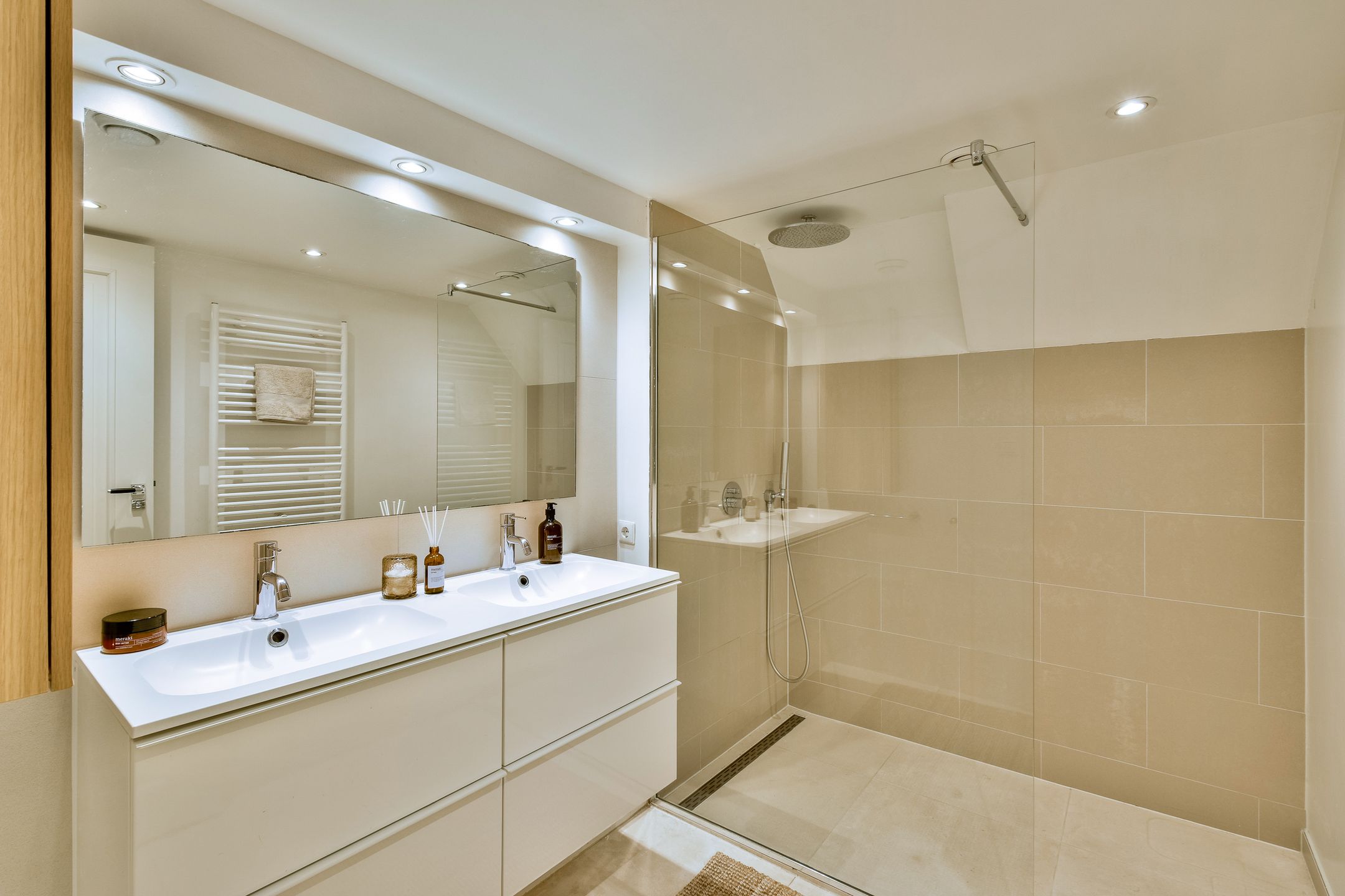 Foto 21 van Van Eeghenstraat 26-H