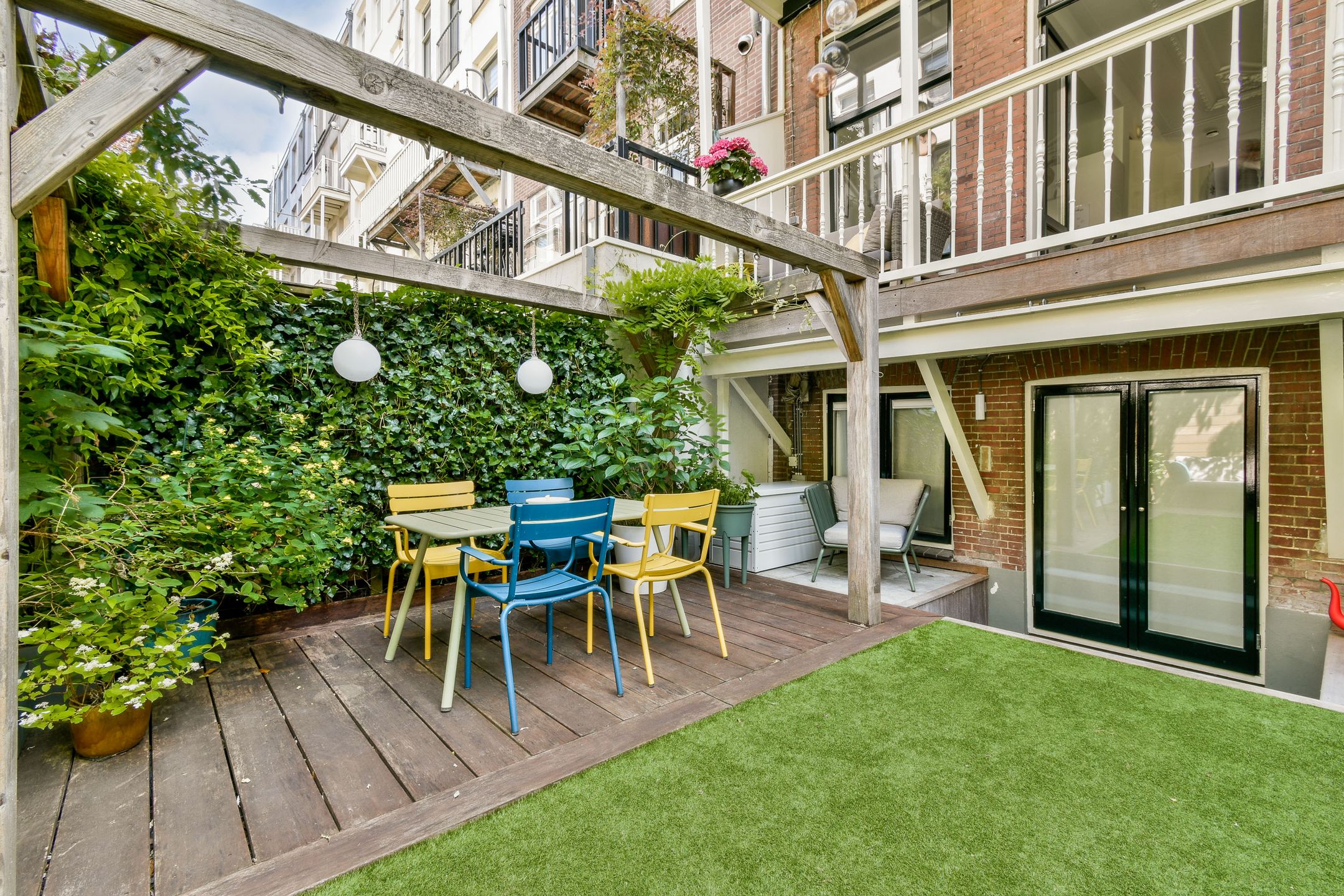 Foto 33 van Van Eeghenstraat 26-H