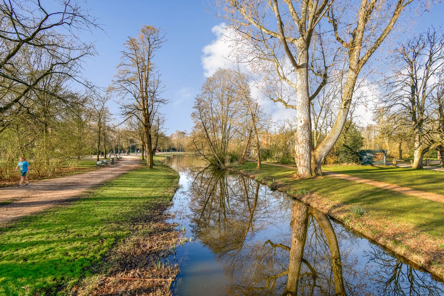 Foto 44 van Van Eeghenstraat 26-H