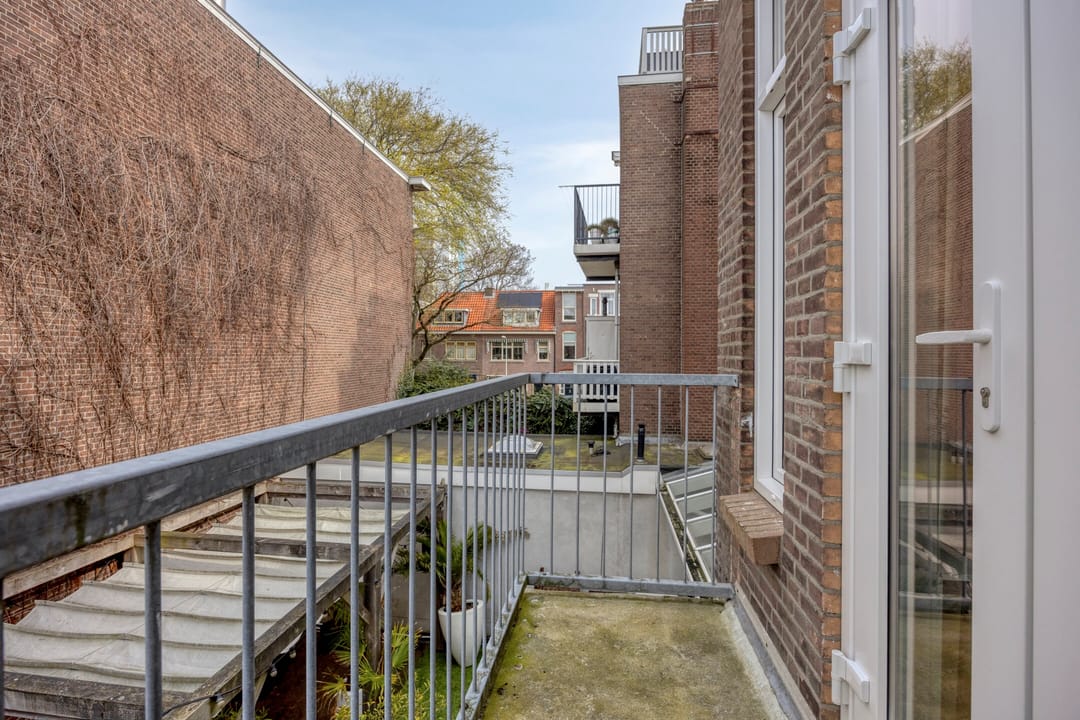 Photo 22 of Pijnboomstraat 9