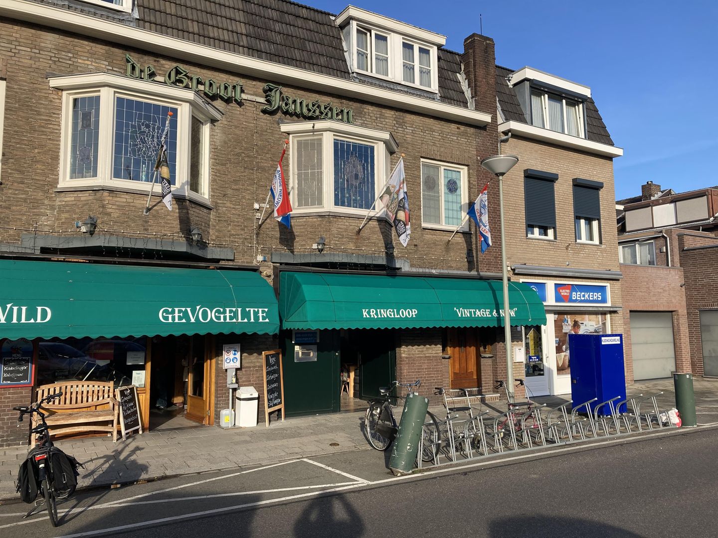 Bekijk foto 4 van Raadhuisplein 4-A