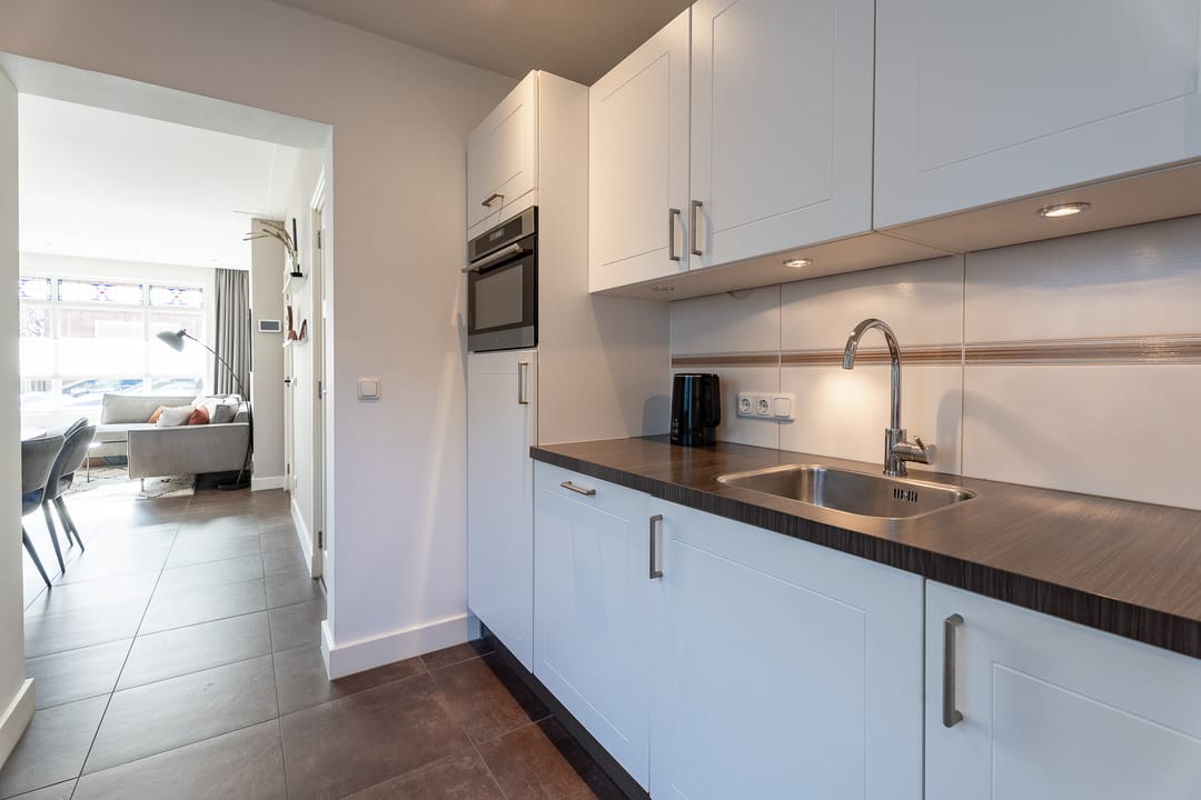 Photo 8 of Esdoornstraat 19