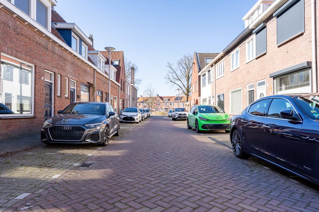 Photo 31 of Esdoornstraat 19