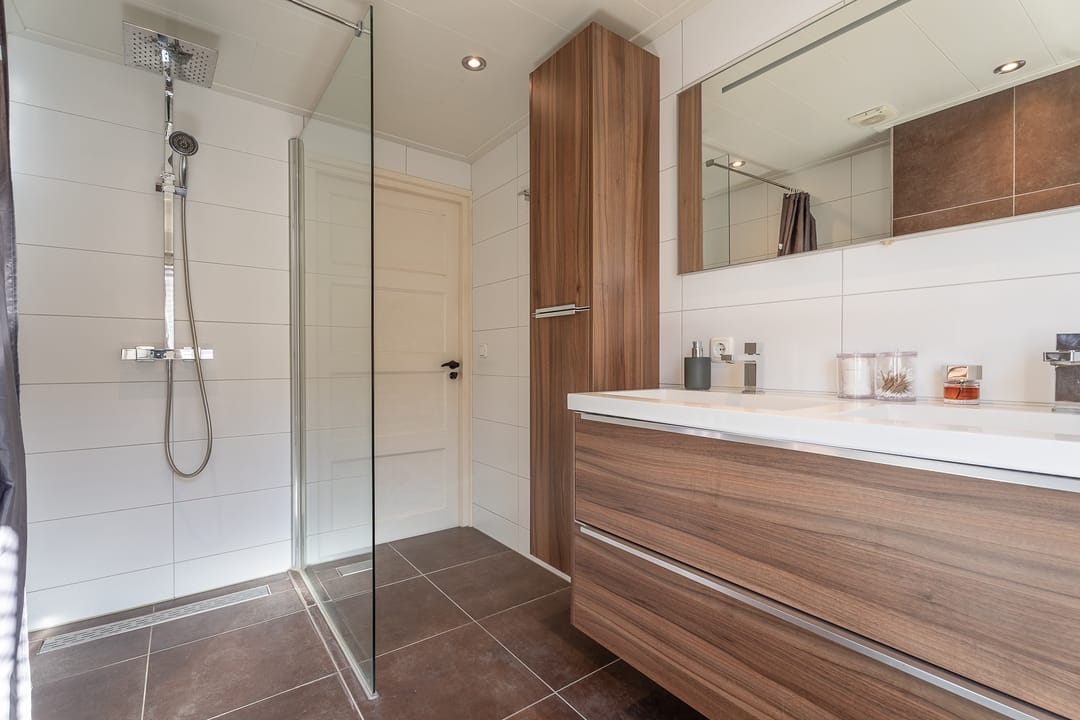 Photo 22 of Esdoornstraat 19