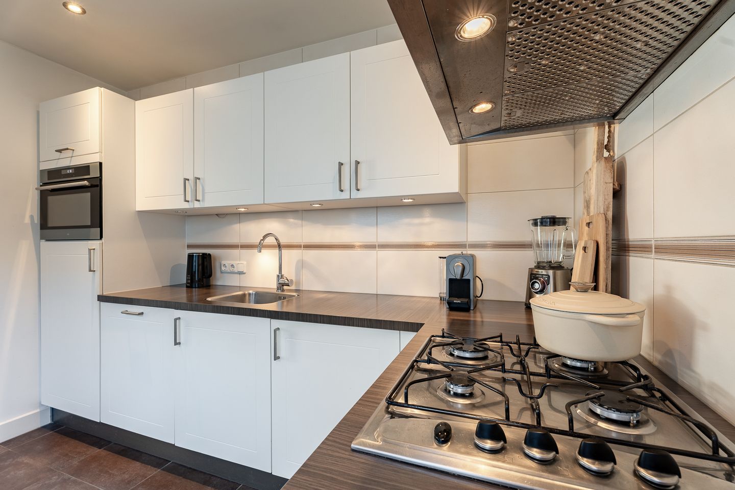 Photo 10 of Esdoornstraat 19