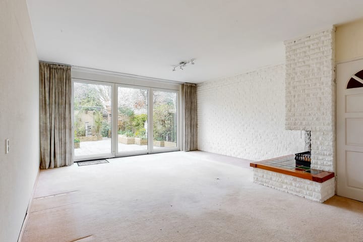 Photo 2 of Breeuwer 61