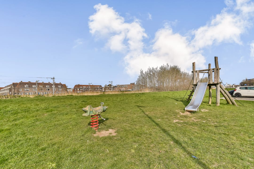 Foto 26 van Hof van Delftsesluis 49