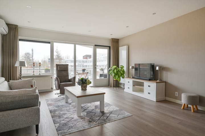 Foto 2 van Einsteinstraat 135