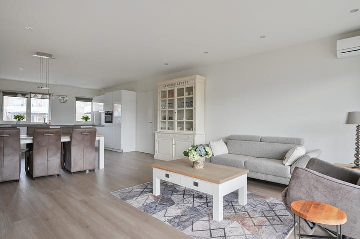 Foto 5 van Einsteinstraat 135