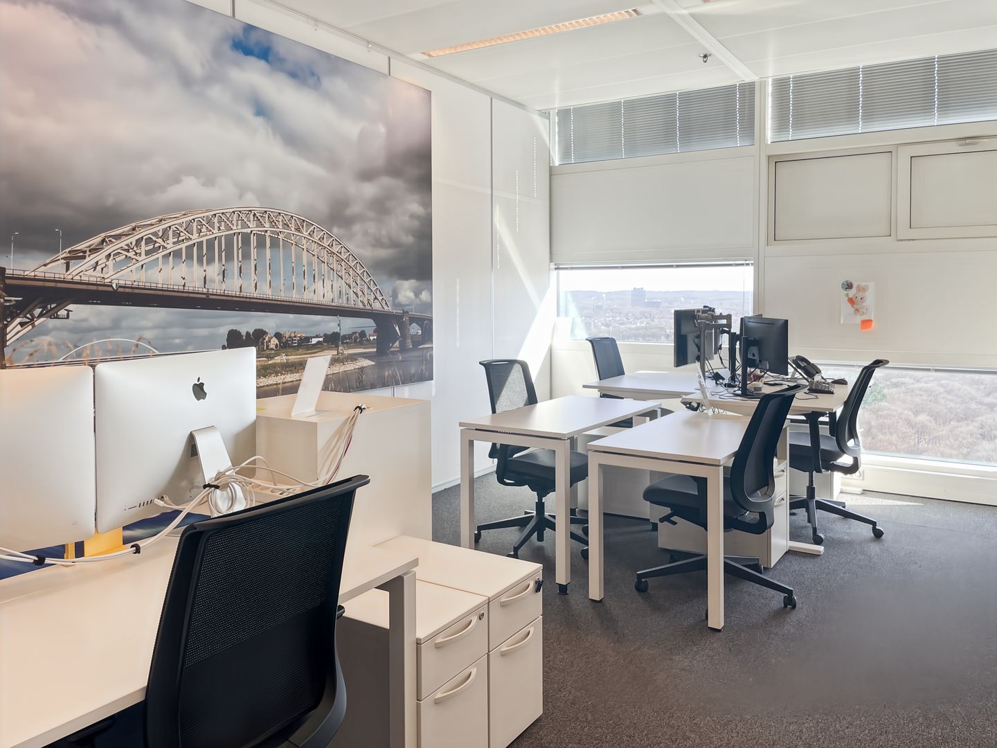 Bekijk foto 1 van Jonkerbosplein 52