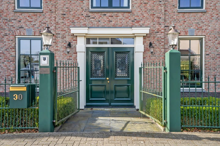 Vrijstaande woning te koop: Maasdamstraat 30, Zoetermeer