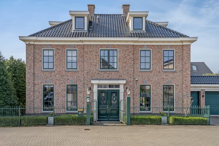 Maasdamstraat 30