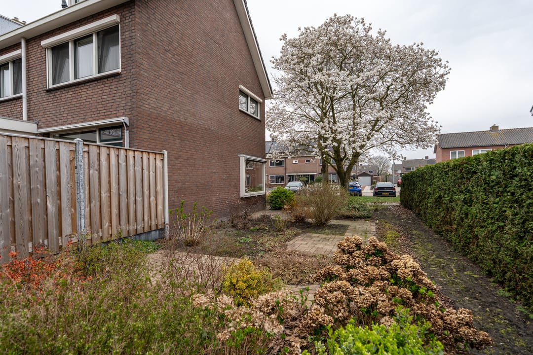 Photo 32 of Tijdensstraat 12