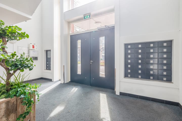 Foto 4 van Vicaris van Alphenstraat 8-F